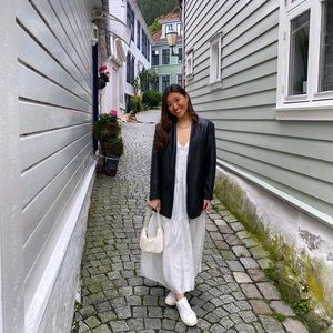 Meet your Posher, Ellen